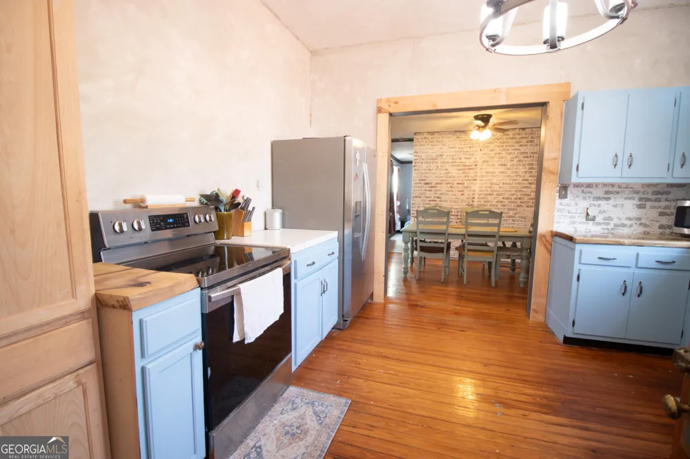 215 Brown Springs RD Milner, GA 30257