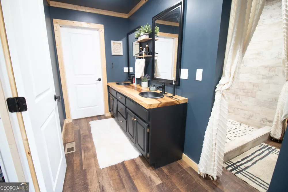 215 Brown Springs RD Milner, GA 30257
