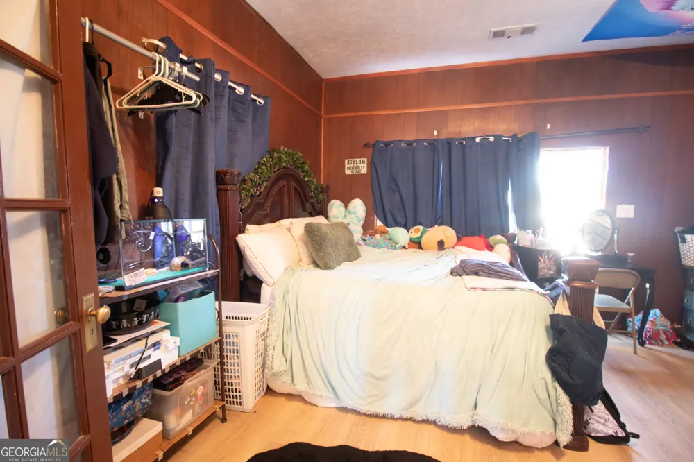 215 Brown Springs RD Milner, GA 30257
