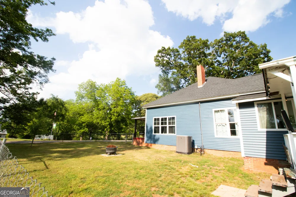 215 Brown Springs RD Milner, GA 30257