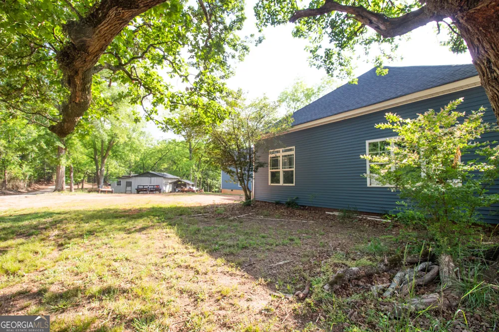 215 Brown Springs RD Milner, GA 30257