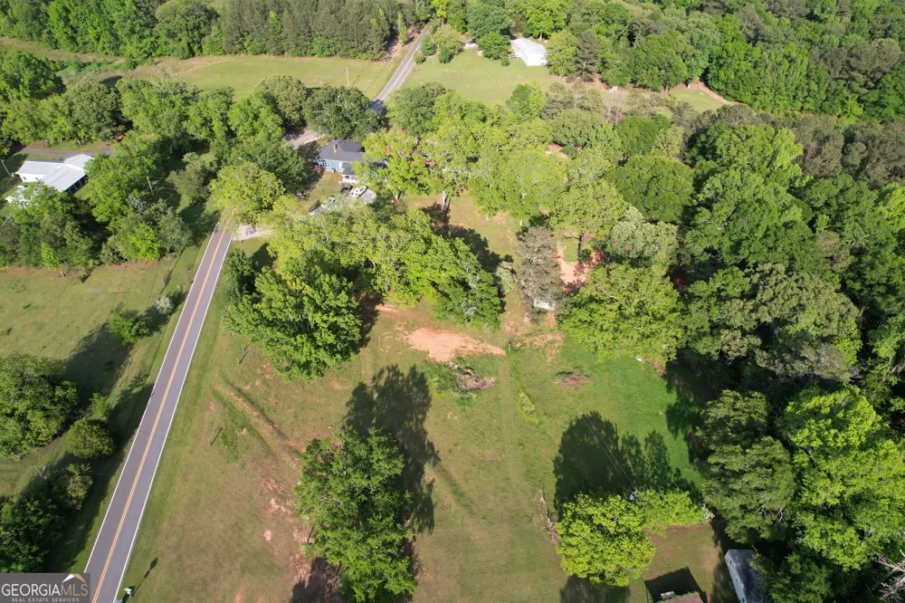 215 Brown Springs RD Milner, GA 30257
