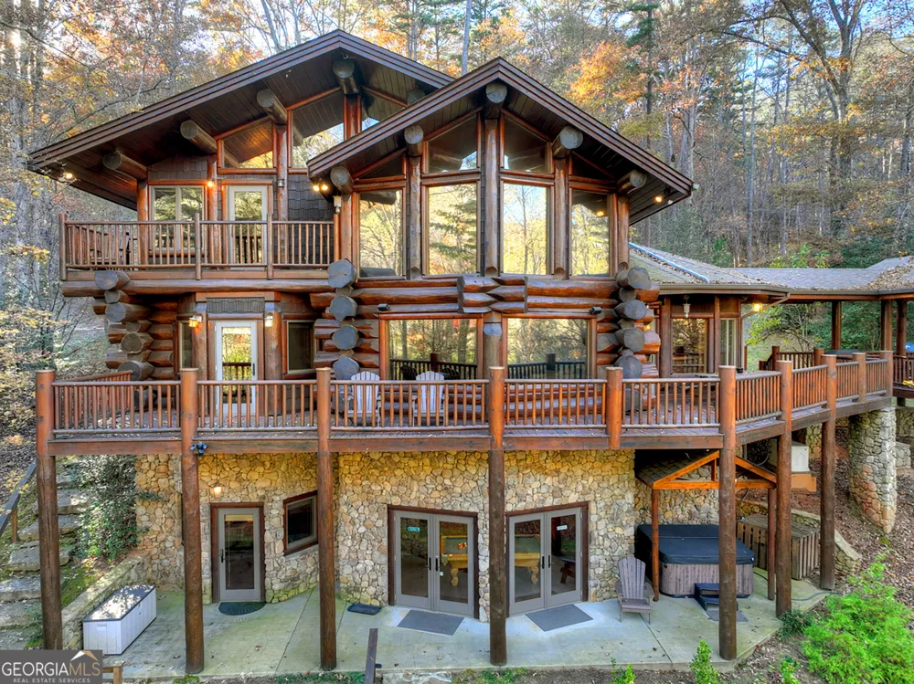 505 River Ridge RD Blue Ridge, GA 30513