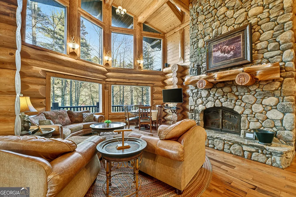 505 River Ridge RD Blue Ridge, GA 30513