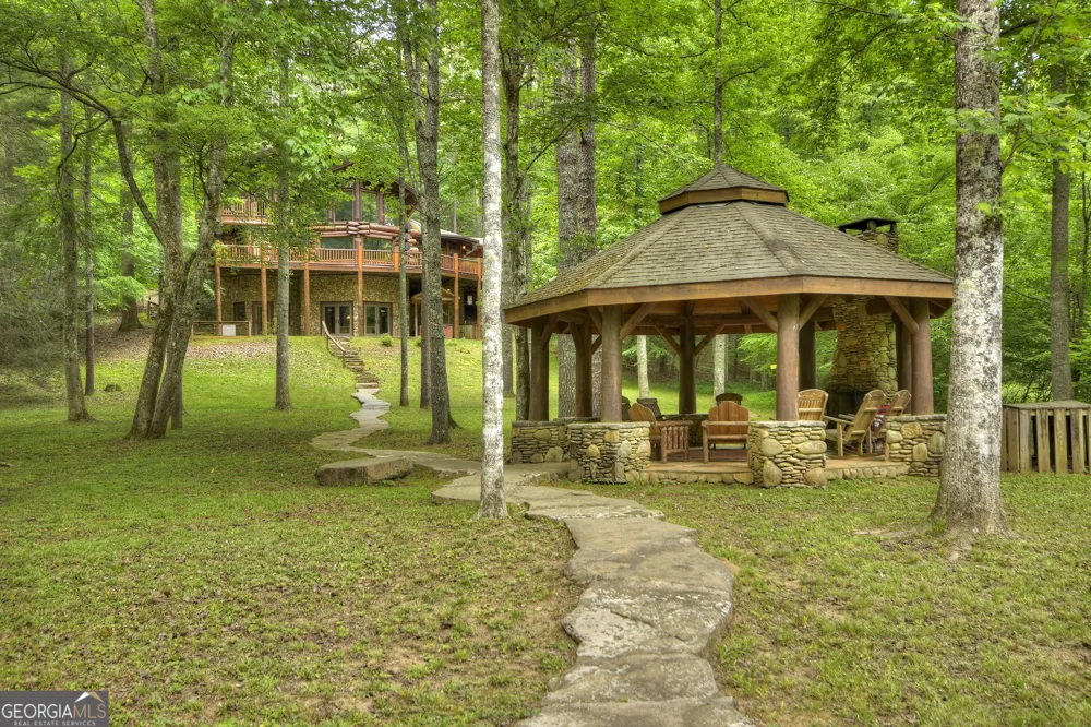 505 River Ridge RD Blue Ridge, GA 30513