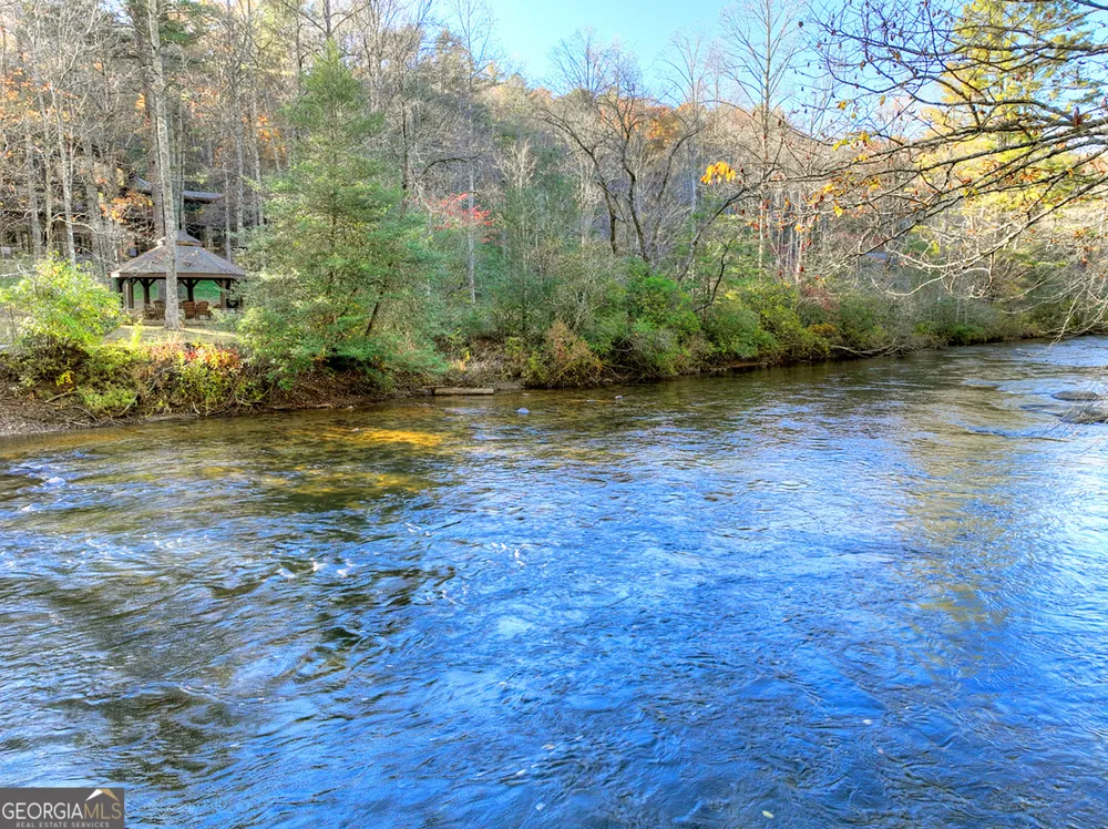 505 River Ridge RD Blue Ridge, GA 30513