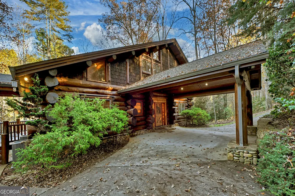 505 River Ridge RD Blue Ridge, GA 30513