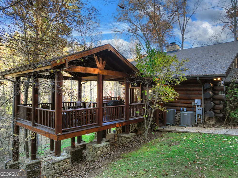 505 River Ridge RD Blue Ridge, GA 30513