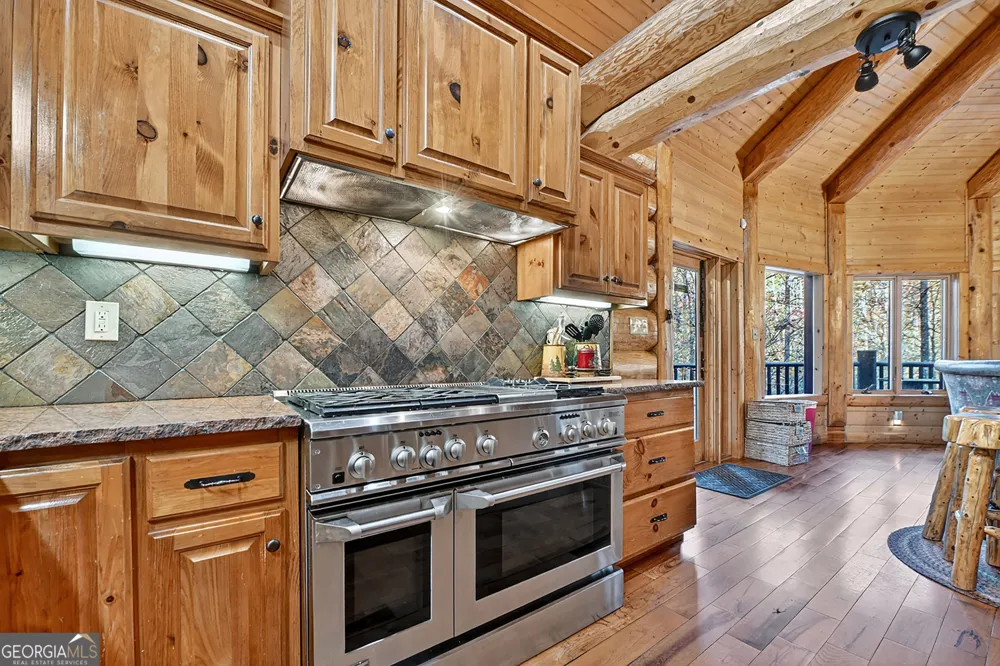 505 River Ridge RD Blue Ridge, GA 30513