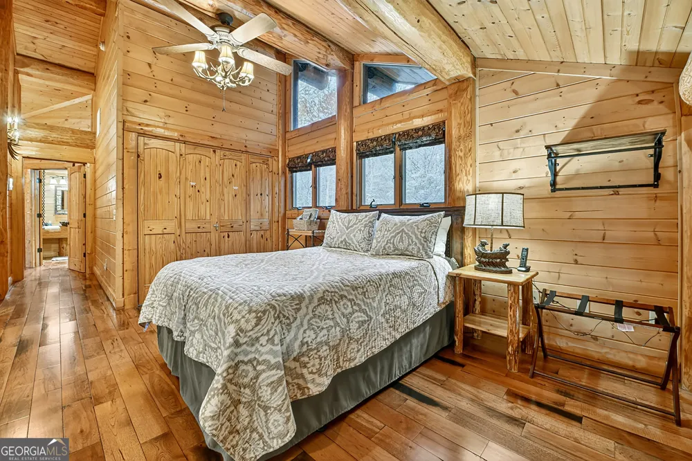 505 River Ridge RD Blue Ridge, GA 30513