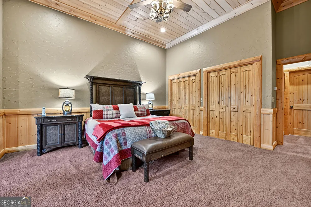 505 River Ridge RD Blue Ridge, GA 30513