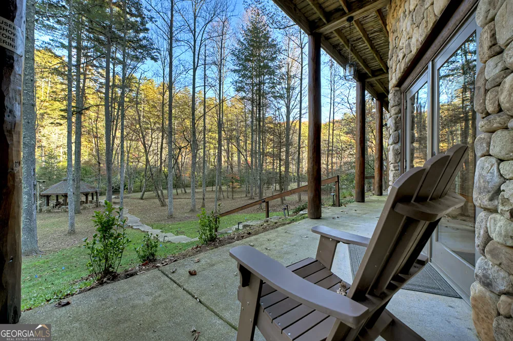 505 River Ridge RD Blue Ridge, GA 30513