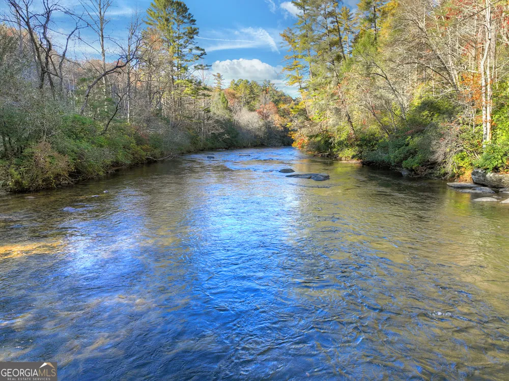 505 River Ridge RD Blue Ridge, GA 30513