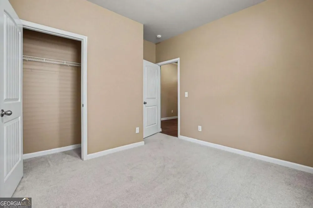 1886 Osprey DR Hampton, GA 30228