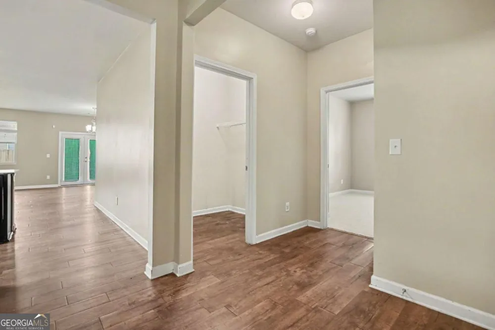1886 Osprey DR Hampton, GA 30228