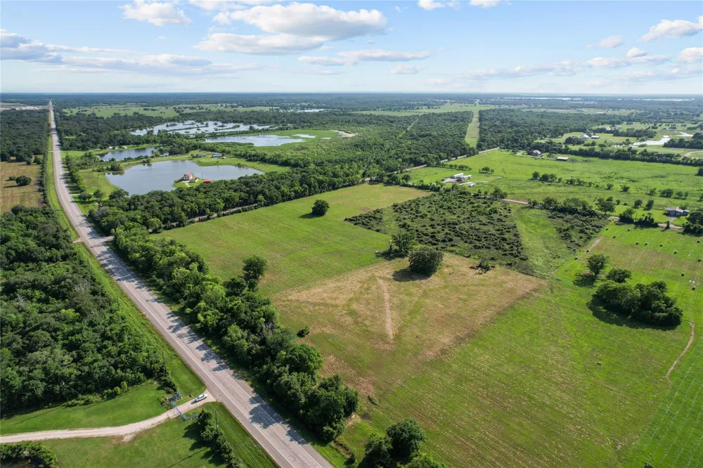 23210 Fm-521 Angleton, TX 77515