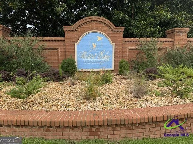 172 Waters PTE Lizella, GA 31052
