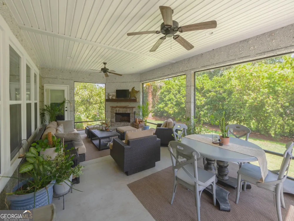 79 Manatee CT Waverly, GA 31565