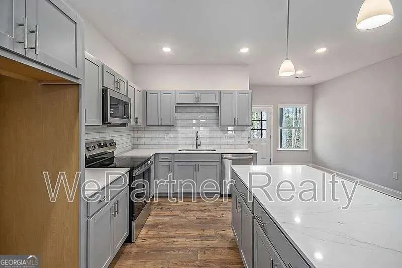 136 Crest Pointe Bremen, GA 30110