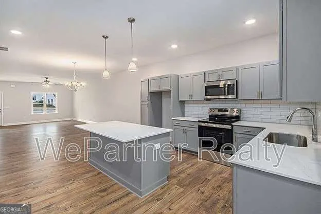 136 Crest Pointe Bremen, GA 30110