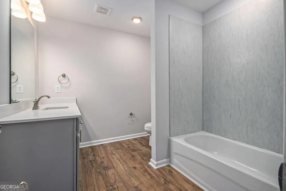 136 Crest Pointe Bremen, GA 30110