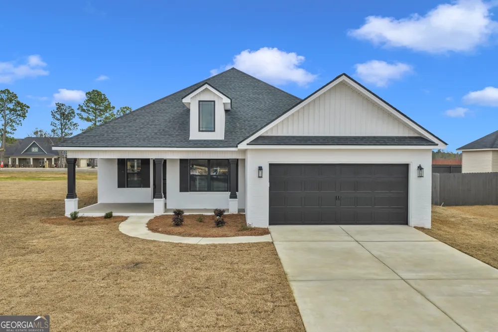 134 Early DR Byron, GA 31008