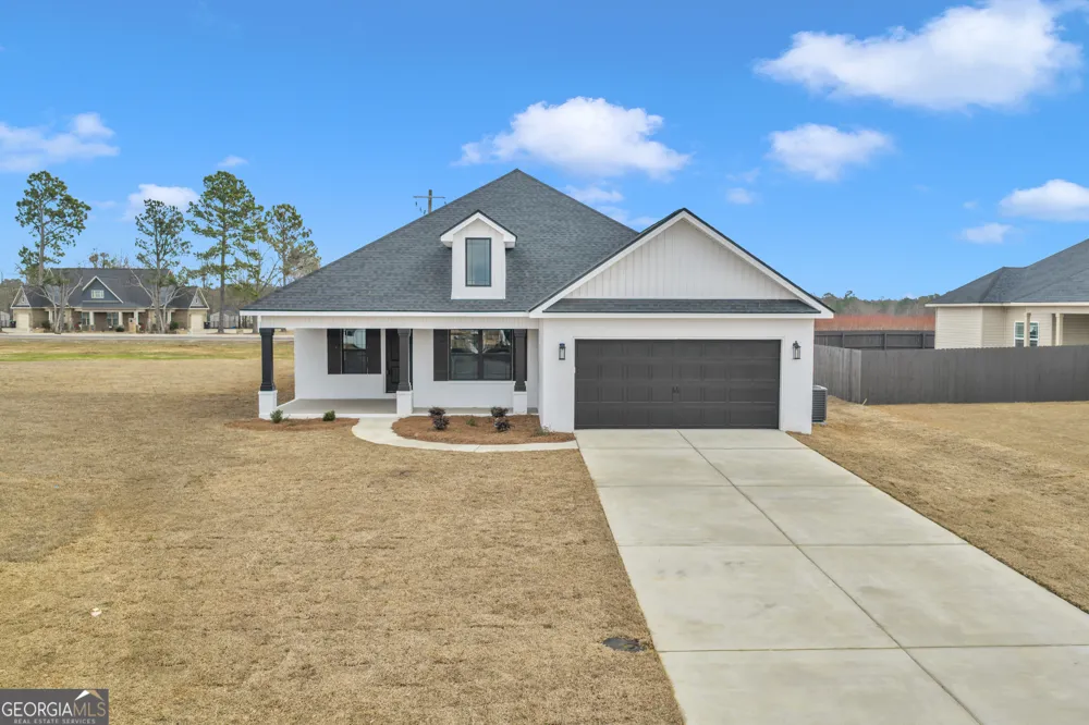 134 Early DR Byron, GA 31008