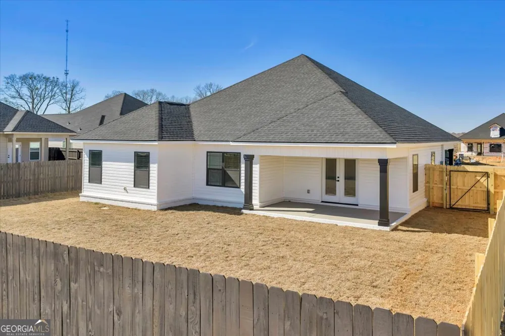 134 Early DR Byron, GA 31008