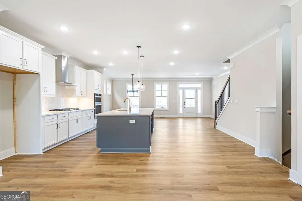 152 Palm ST Holly Springs, GA 30115