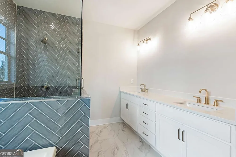 152 Palm ST Holly Springs, GA 30115