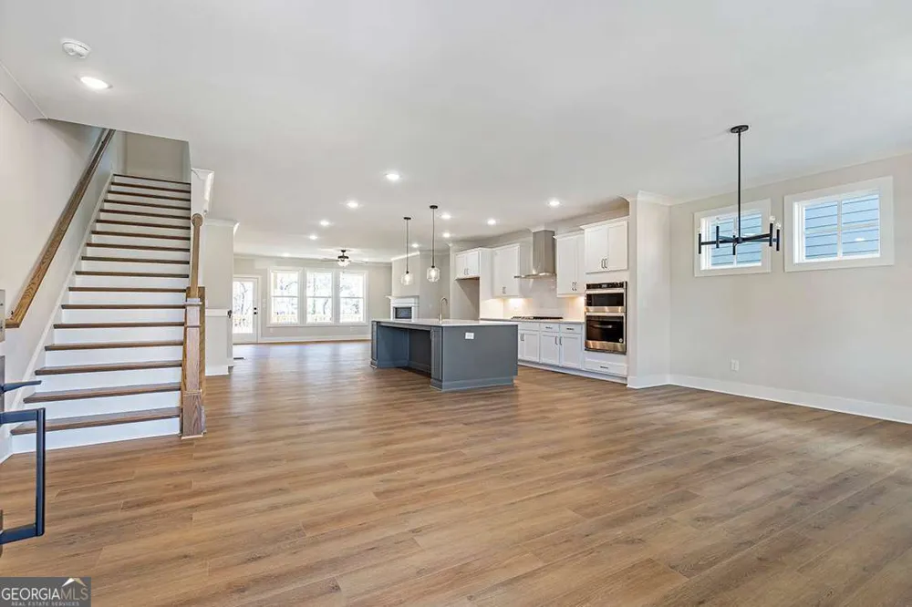 152 Palm ST Holly Springs, GA 30115