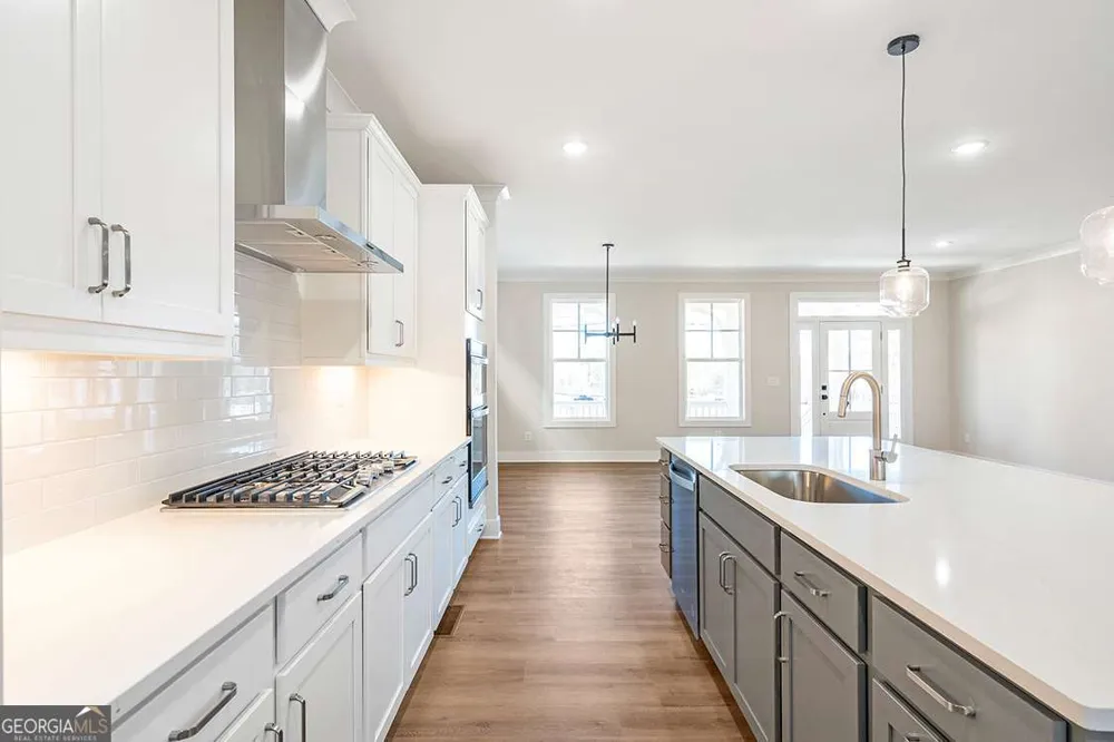 152 Palm ST Holly Springs, GA 30115
