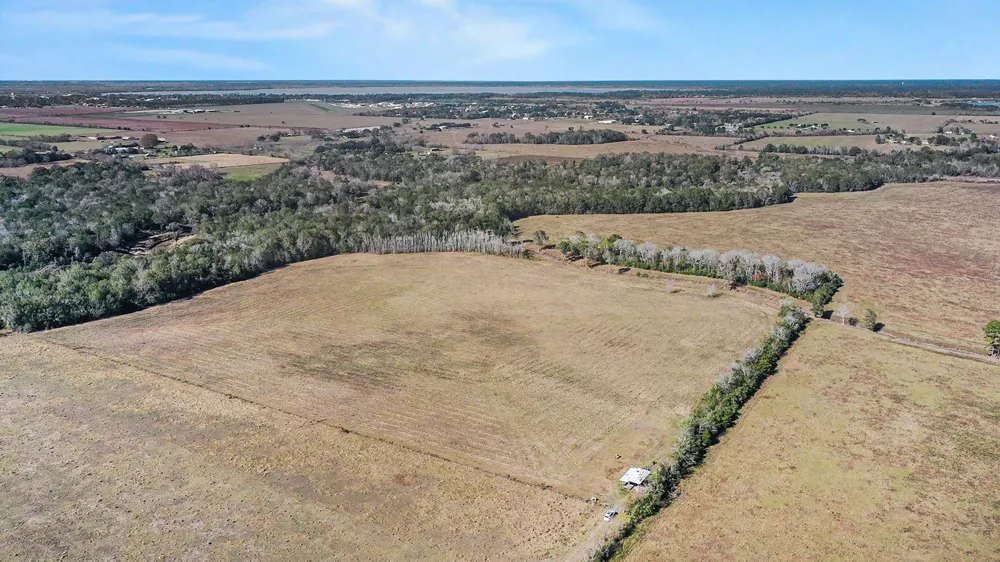 12 Fm 562 Anahuac, TX 77514