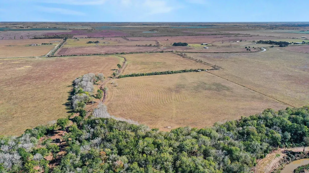 12 Fm 562 Anahuac, TX 77514