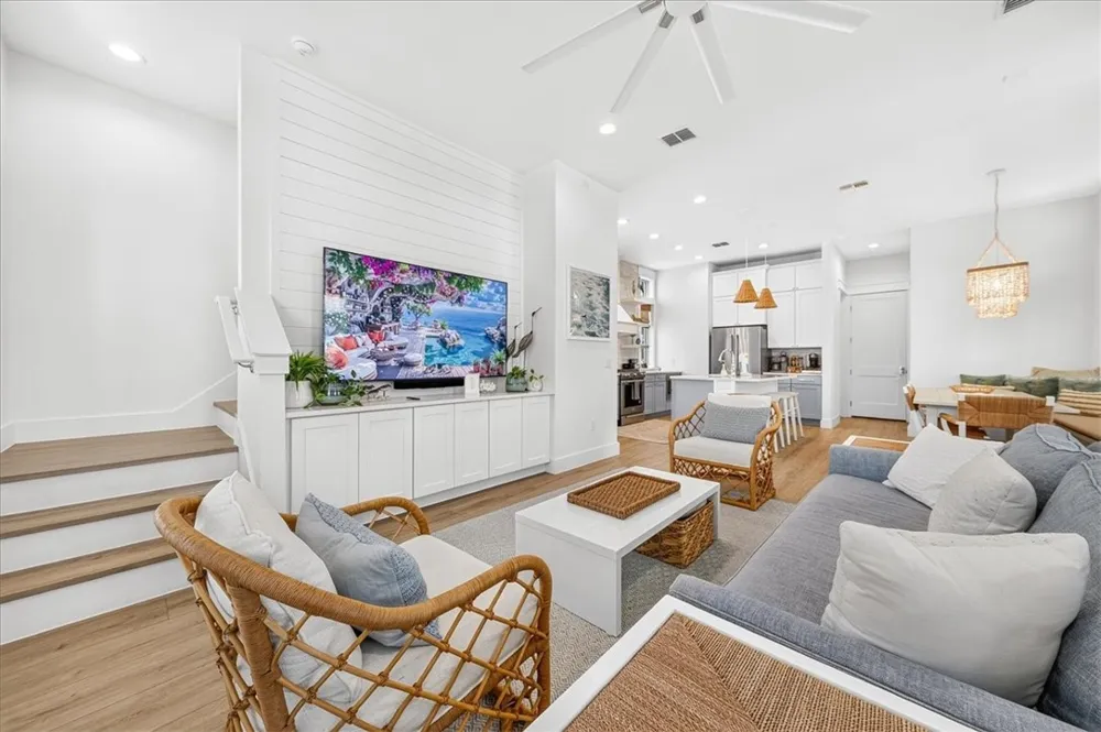 160 Tailwind Drive #F Port Aransas, TX 78373