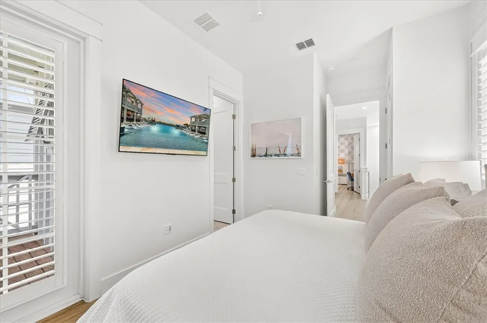 160 Tailwind Drive #F Port Aransas, TX 78373