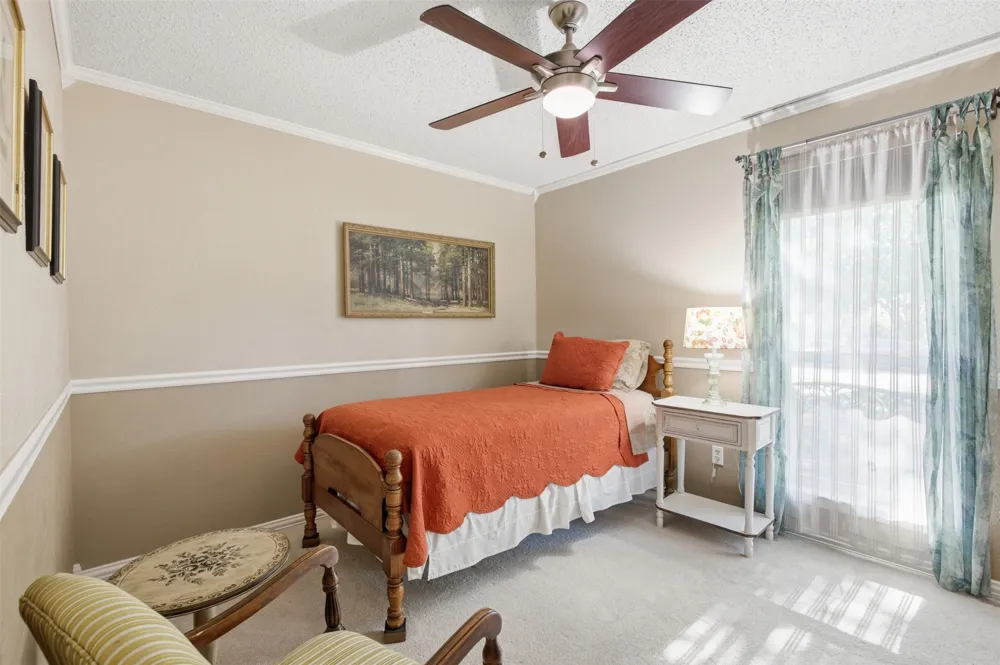 5521 Pike Place Garland, TX 75044