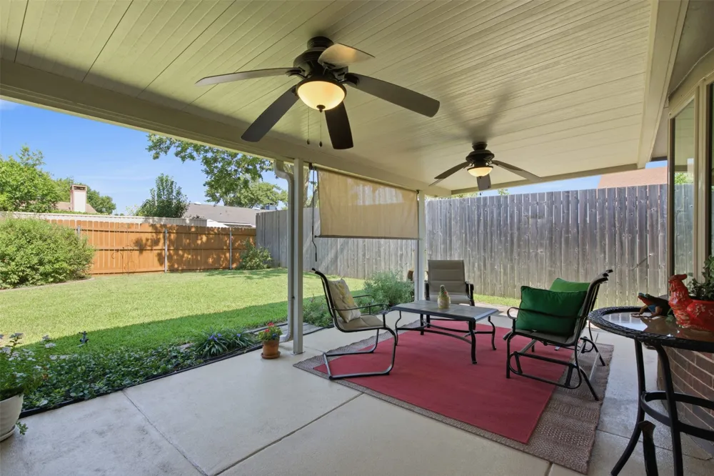 5521 Pike Place Garland, TX 75044