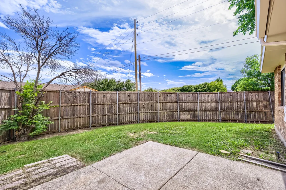 1200 Creekwood Court Allen, TX 75002