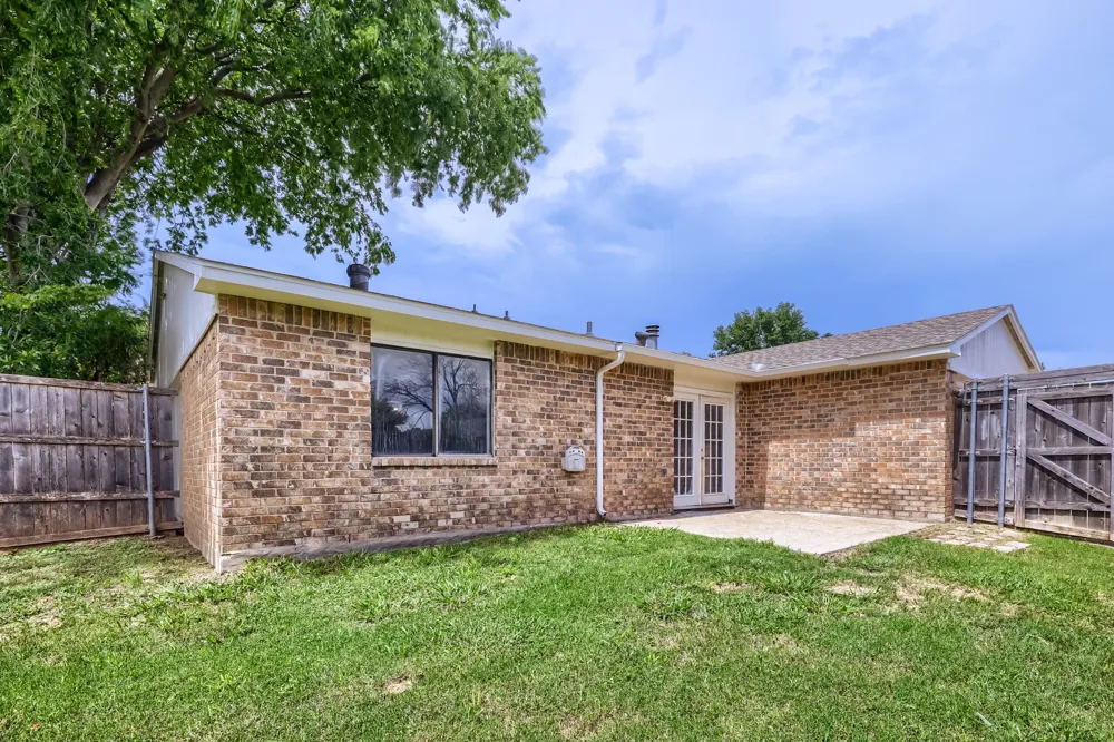 1200 Creekwood Court Allen, TX 75002