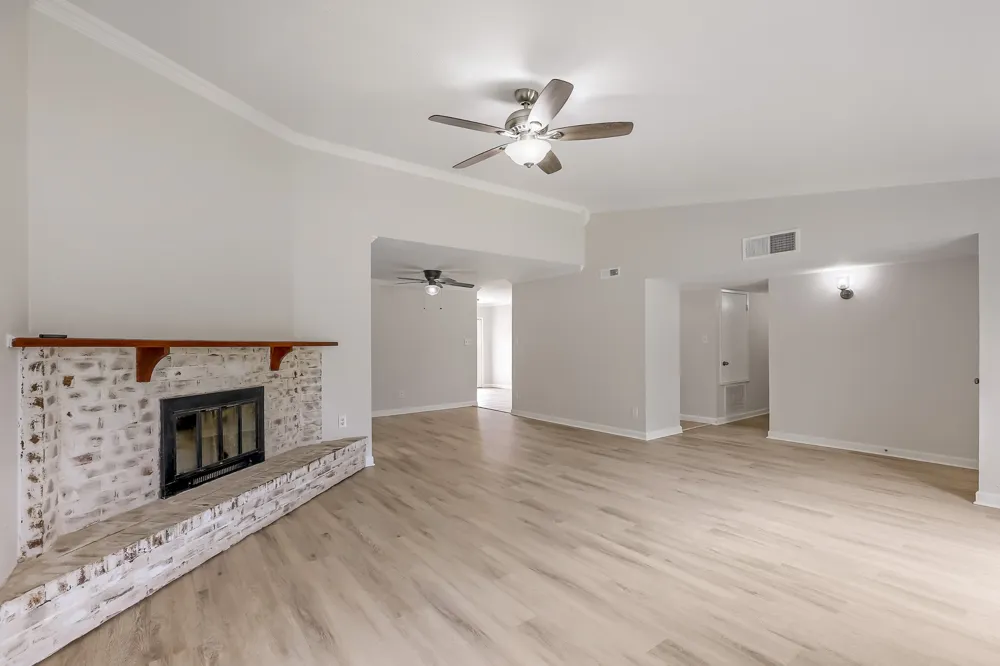 1200 Creekwood Court Allen, TX 75002
