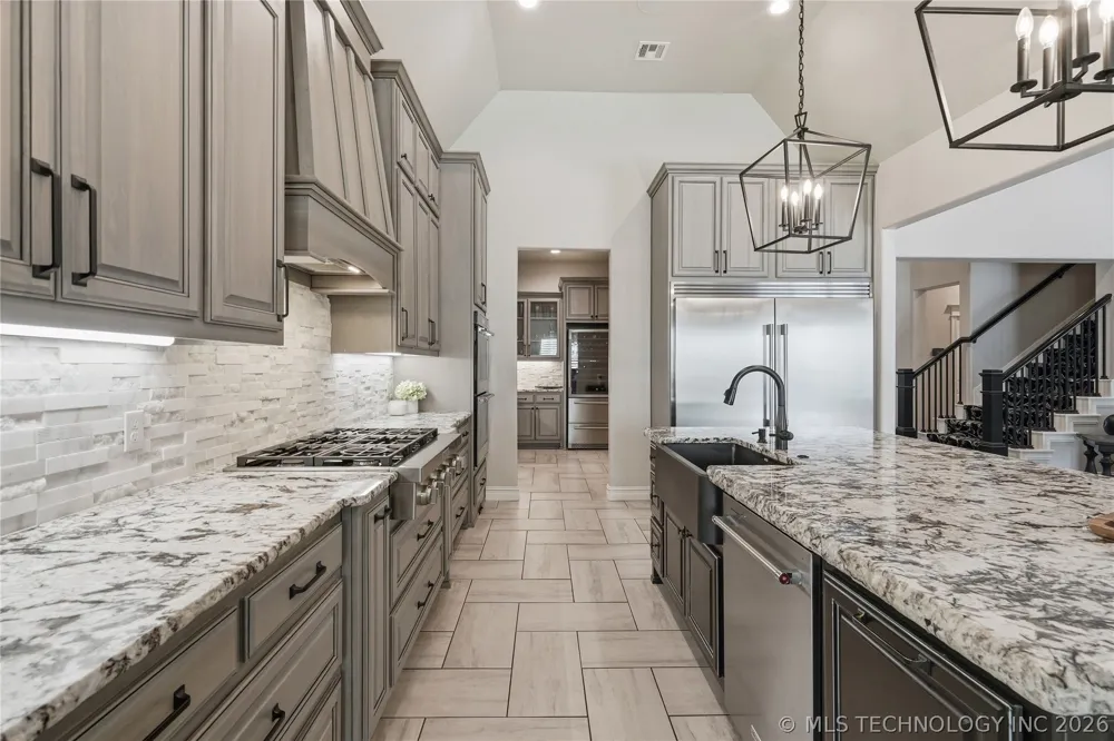 17525 S 71st East Avenue Bixby, OK 74008