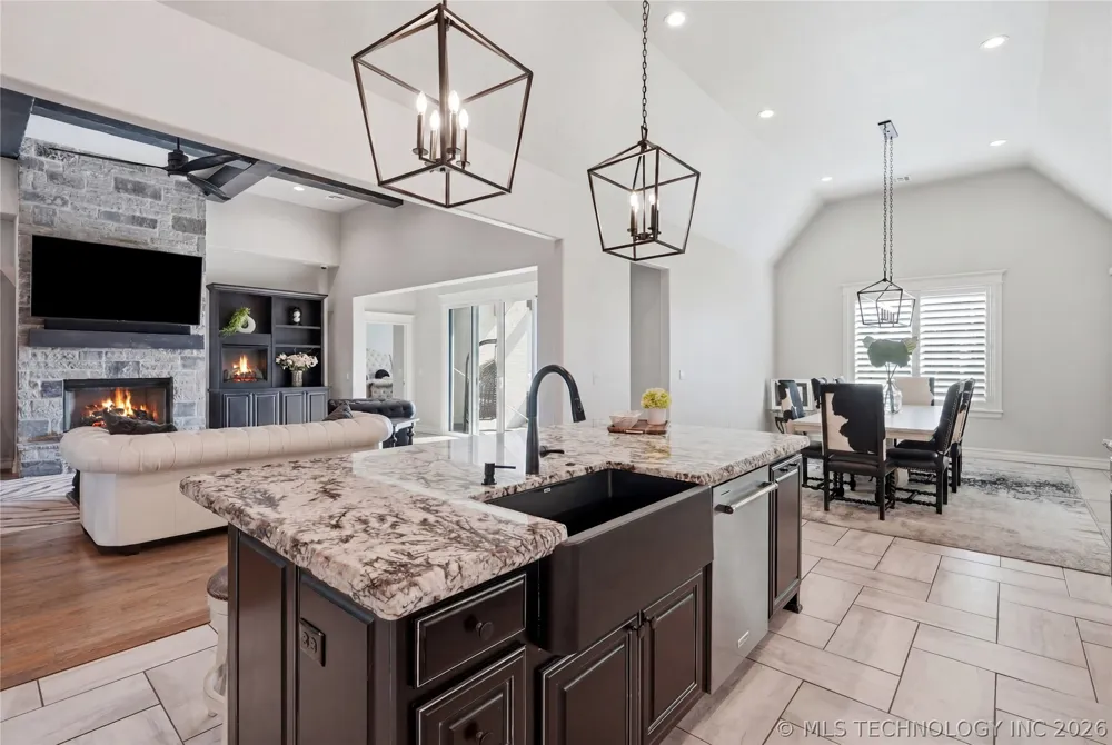 17525 S 71st East Avenue Bixby, OK 74008