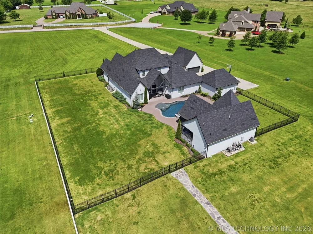 17525 S 71st East Avenue Bixby, OK 74008