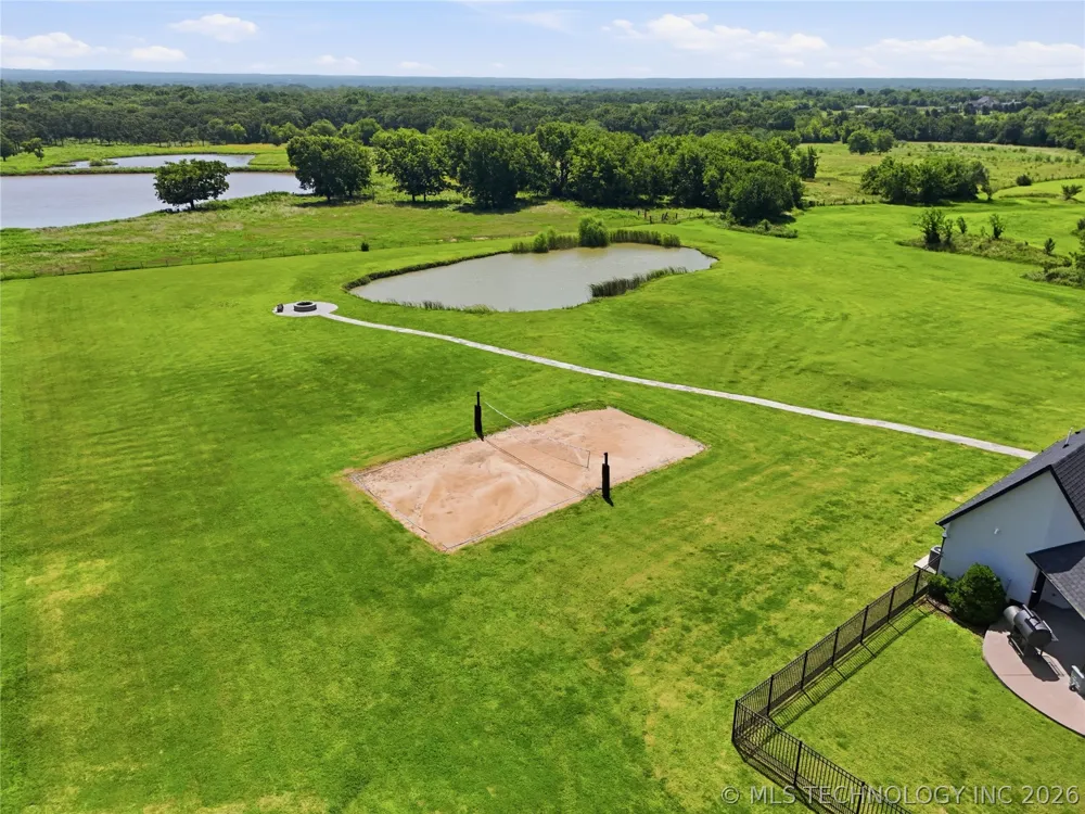 17525 S 71st East Avenue Bixby, OK 74008