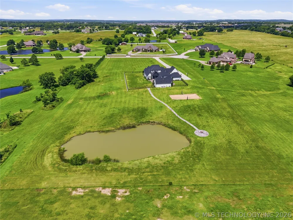 17525 S 71st East Avenue Bixby, OK 74008