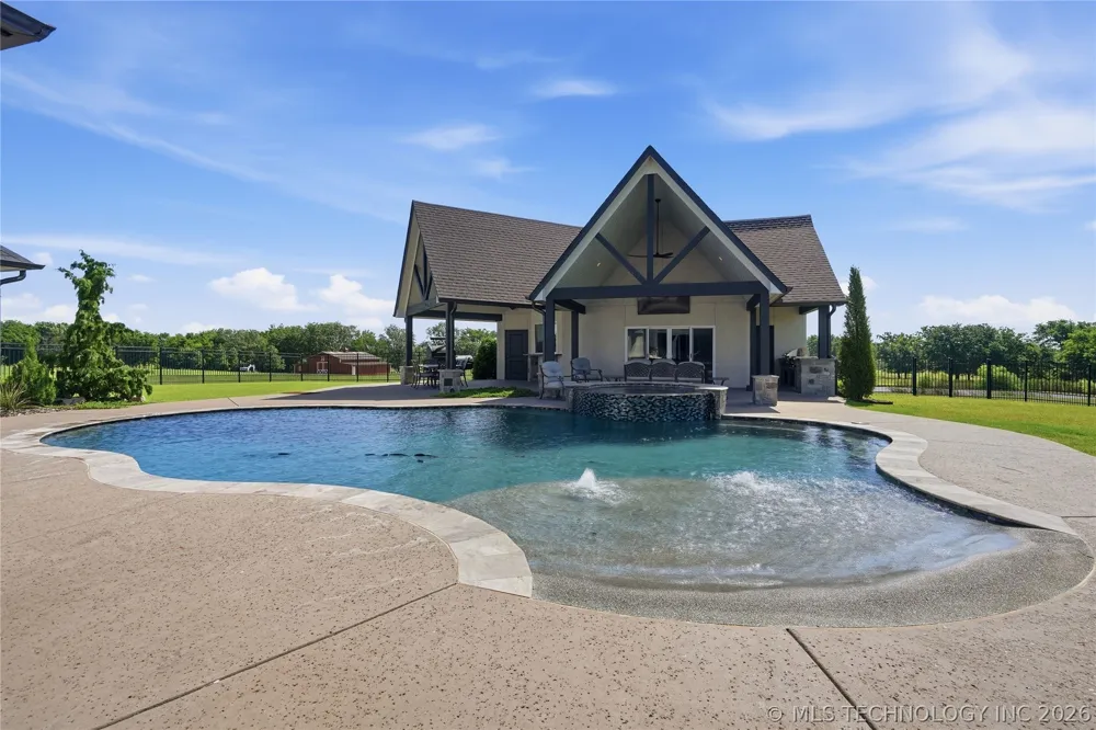 17525 S 71st East Avenue Bixby, OK 74008