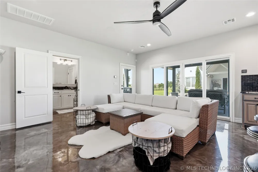 17525 S 71st East Avenue Bixby, OK 74008