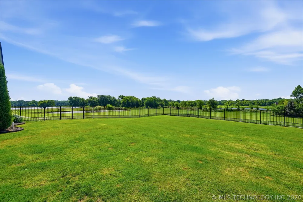 17525 S 71st East Avenue Bixby, OK 74008