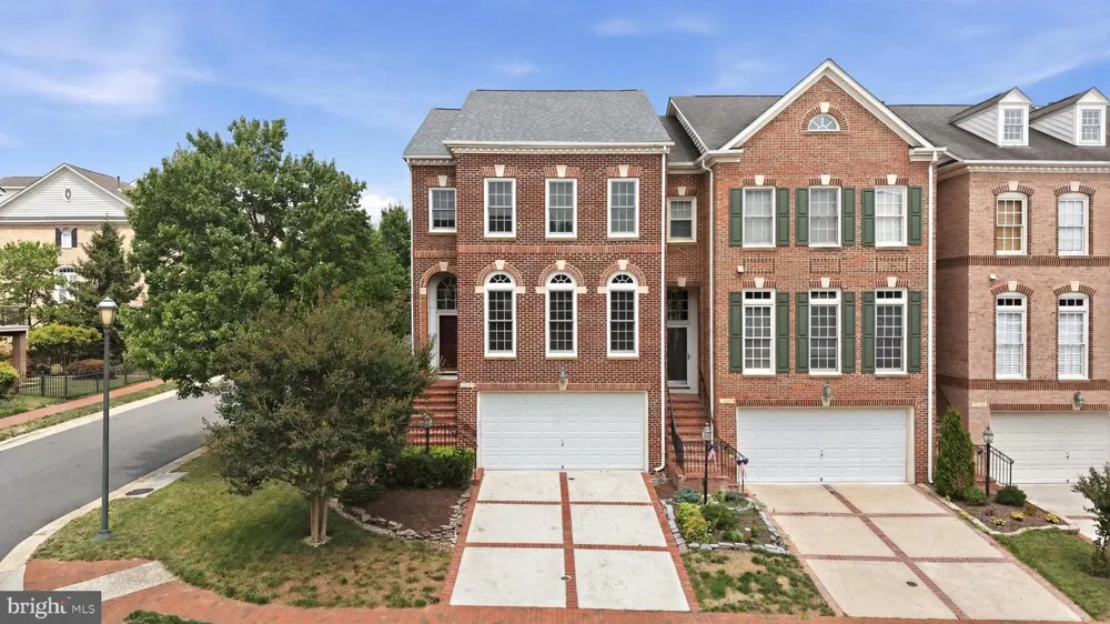 18526 BEAR CREEK TERRACE Leesburg, VA 20176
